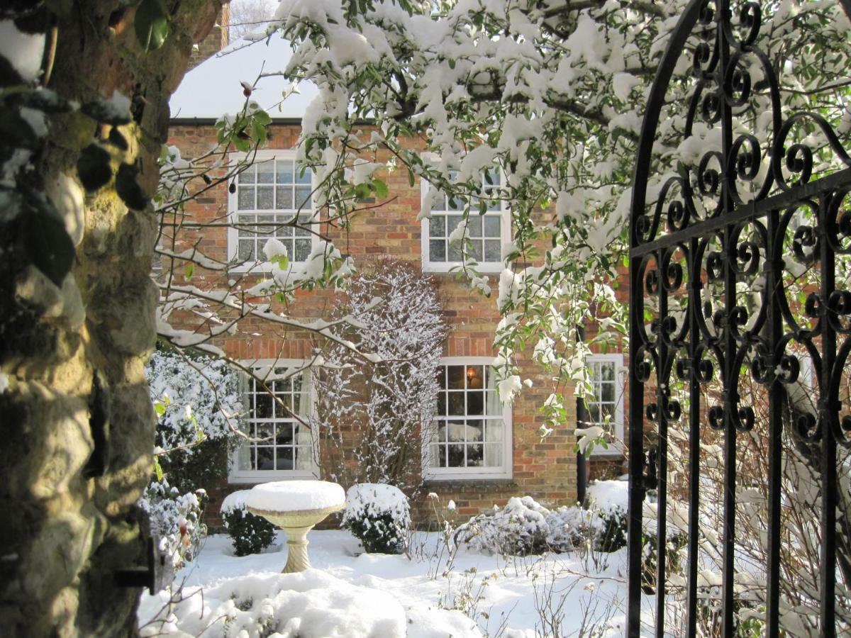 Tilford Mill Cottage Farnham (Surrey) Bagian luar foto