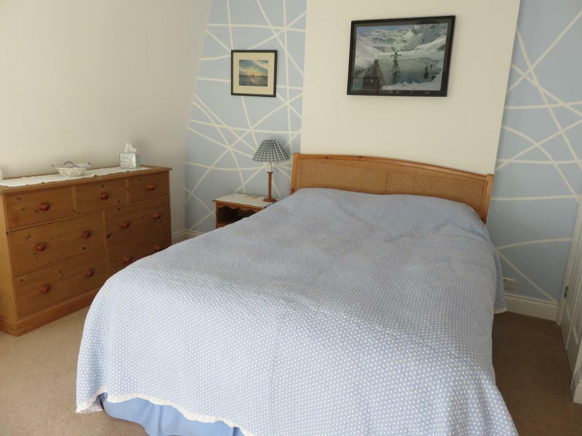 Tilford Mill Cottage Farnham (Surrey) Bagian luar foto