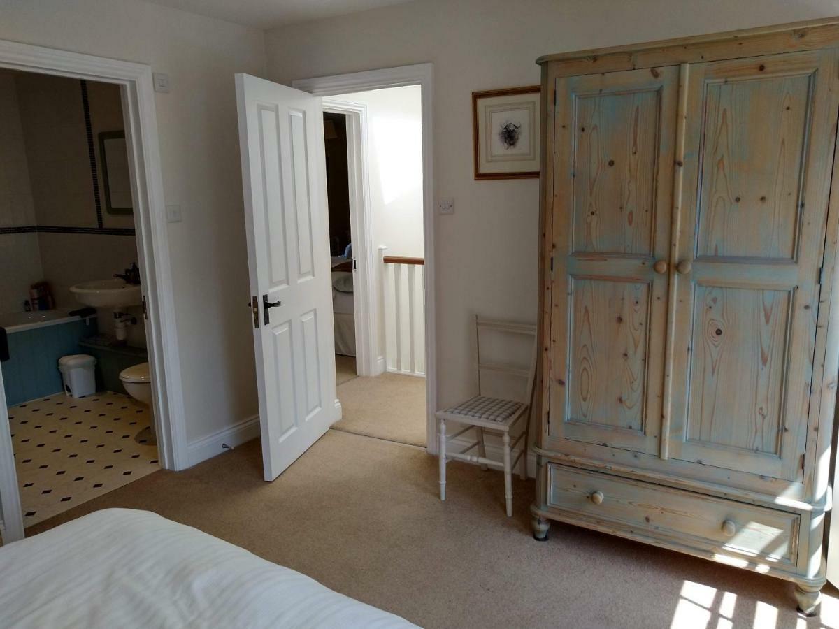 Tilford Mill Cottage Farnham (Surrey) Bagian luar foto